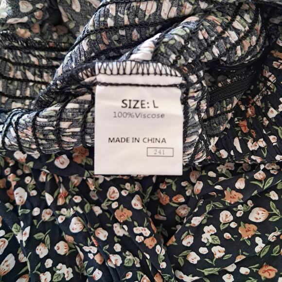 DOKOTOO Black Floral Elasticized Smocked Pant Suit Size L Stretch Top Wide Leg - Picture 6 of 6